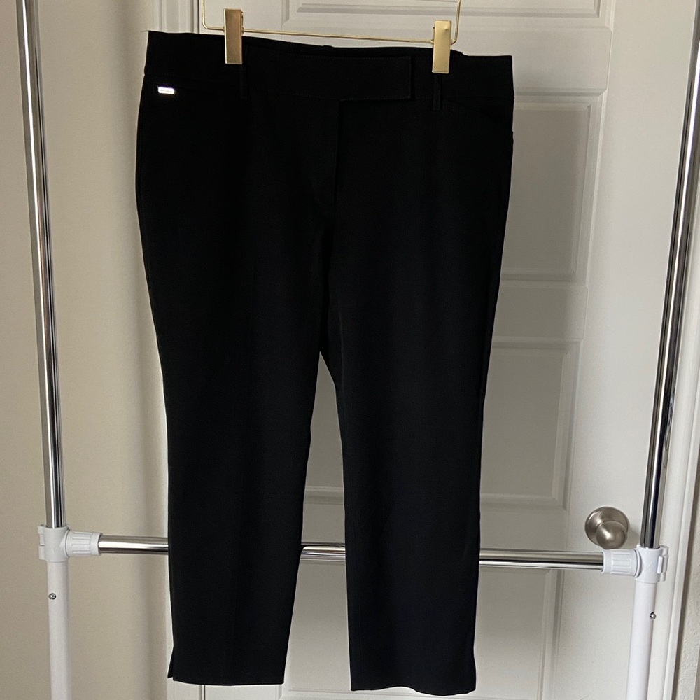 White House Black Market Black Cropped Pants